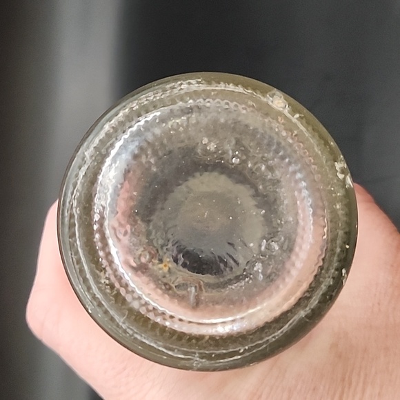 Vintage Frostie Soda Bottle 10 oz - Picture 6 of 9